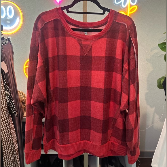 Tops - NWT Garnet Red Plaid Super Soft Holiday Sweatshirt